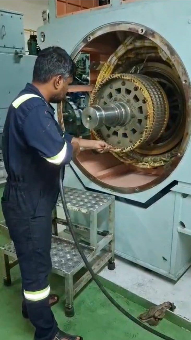 service-1 whatsapp image alt